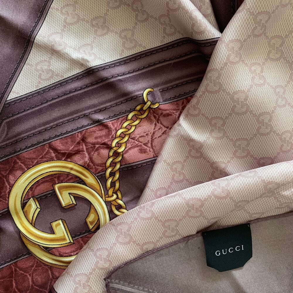 G1061 Gucci monogram large pure silk scarf with dust bag - Picture 3 of 4